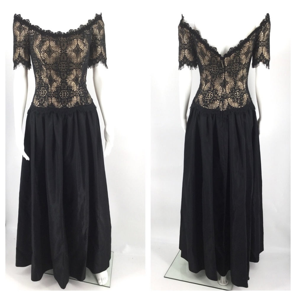 VINTAGE Dress S M Lace 50s 60s Ball Gown Cocktail
